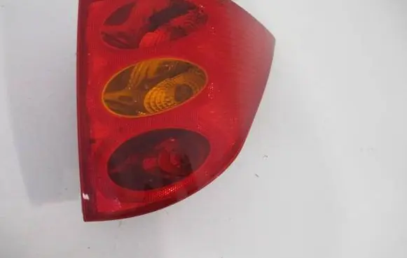 Peugeot 1007 Rear/tail lights WERSJA