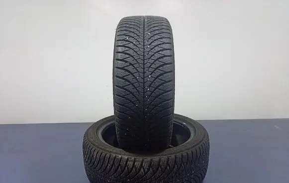 Skoda Fabia Mk1 (6Y) R17 C winter tire 4968814958886