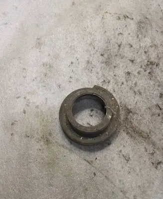 Audi A8 S8 D2 4D Coil spring/strut mount 