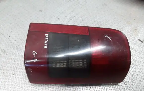 Peugeot Partner Rear/tail lights 4505012