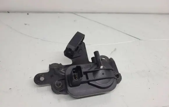 Citroen C5 Air pressure sensor P6049715 05D01B