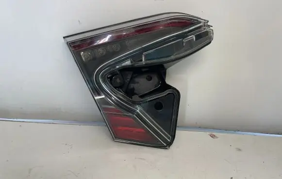 Toyota C-HR I Tailgate rear/tail lights 81590F4021