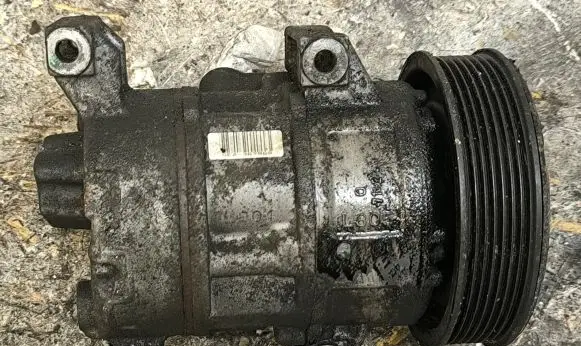 Toyota Avensis T250 Air conditioning (A/C) compressor (pump)