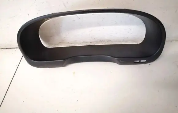 Hyundai Santa Fe Dashboard trim 848312b000 84831-2b000