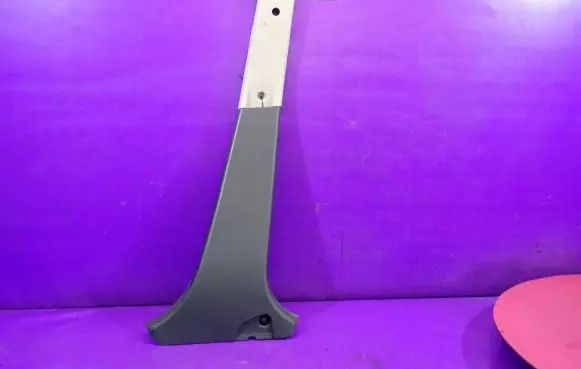 (C) pillar trim