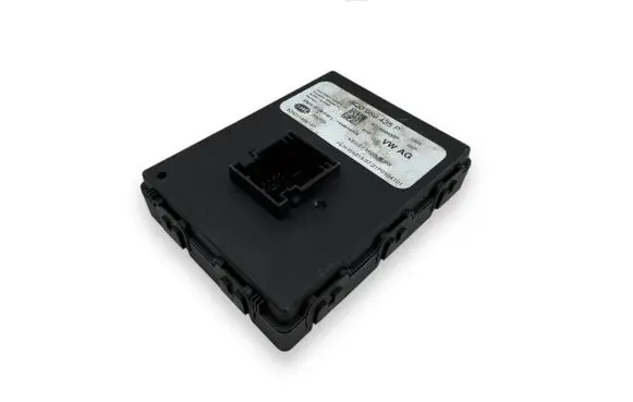 Audi TT TTS RS Mk3 8S Keyless (KESSY) go control unit/module 3Q0959435P