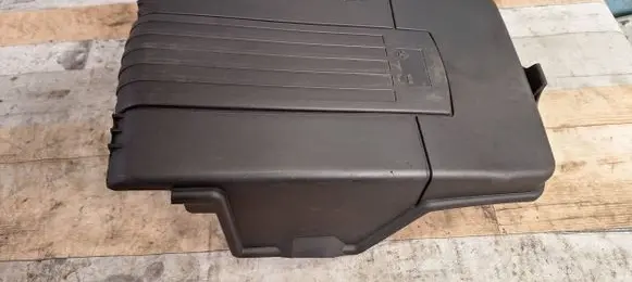 Volkswagen PASSAT B6 Battery box tray cover/lid 1K0915443A