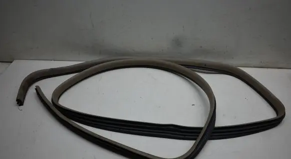 Chrysler Town u0026 Country V Sliding door rubber seal 