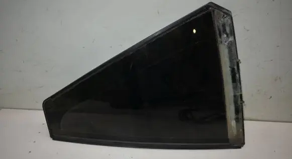 Rear vent window glass