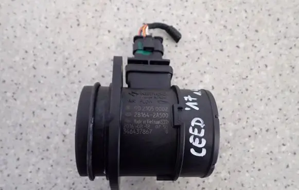 KIA Ceed Mass air flow meter 