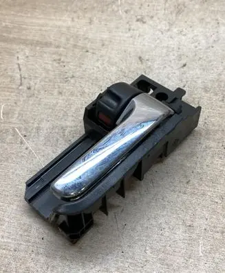 Toyota Avensis T250 Rear door interior handle 50594A2