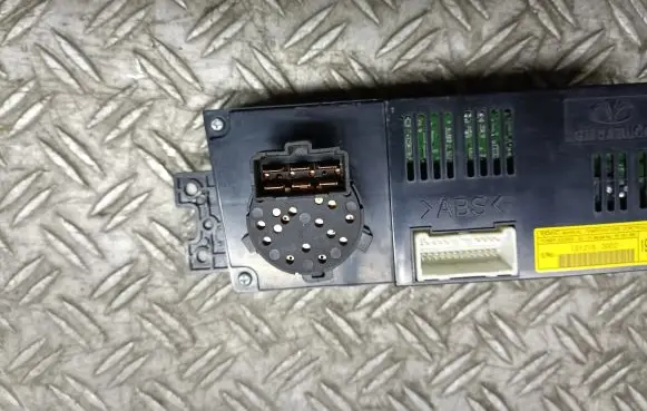 Opel Antara Climate control unit