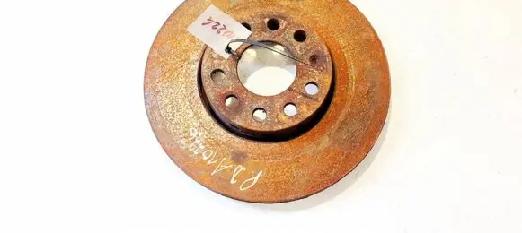 Audi A4 S4 B5 8D Front brake disc ventiliuojamas
