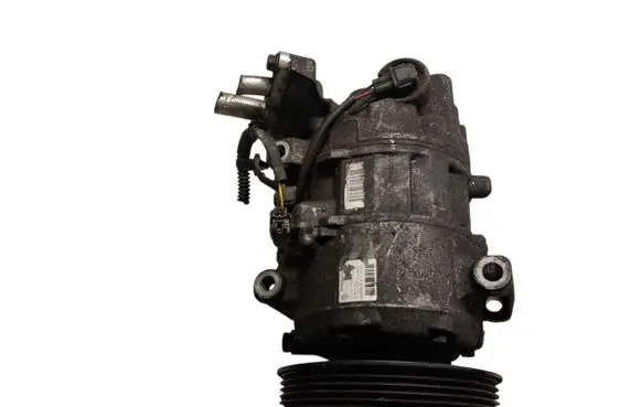 Renault Megane III Air conditioning (A/C) compressor (pump) 8200939386