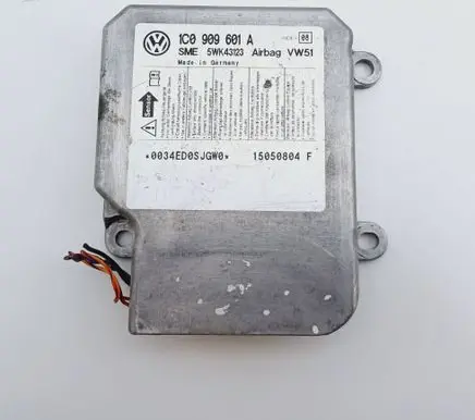 Skoda Fabia Mk1 (6Y) Airbag control unit/module 1C0909601A