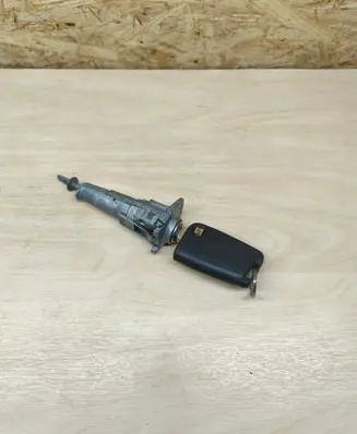 Seat Ateca Front door lock (next to the handle) 575959752G 575837167