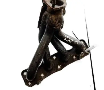 Hyundai Sonata Exhaust manifold