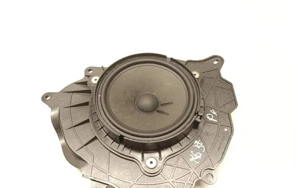 Renault Clio IV Front door speaker