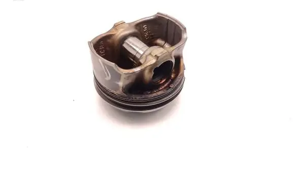 Piston