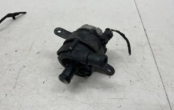 Seat Leon IV Electric auxiliary coolant/water pump 5WA121591A