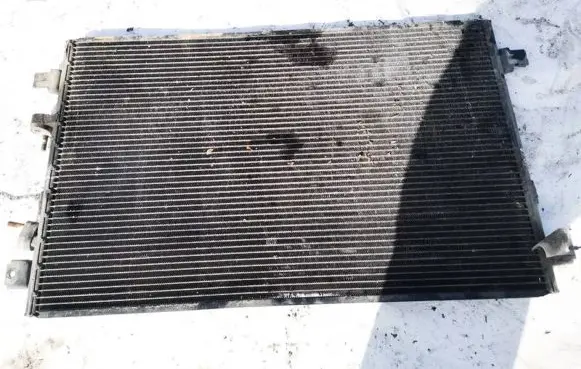 Chrysler Pacifica A/C cooling radiator (condenser)