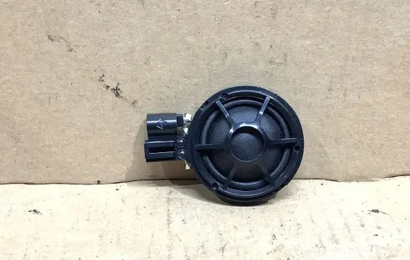 Audi A1 Front door high frequency speaker 8X0035399C
