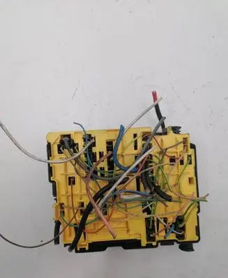 Peugeot 208 Fuse box set 4525842 44351