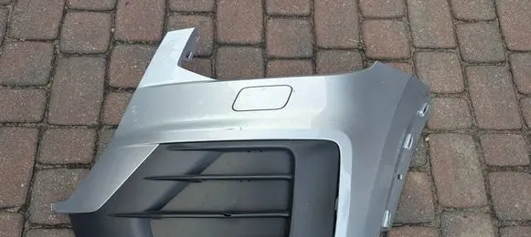 Audi Q2 - Front bumper corner part panel trim 81A807151 81a807437a