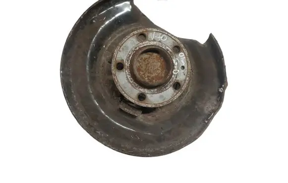 Volvo V70 Rear wheel hub