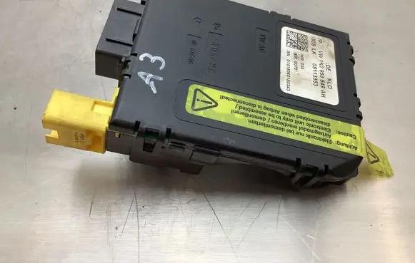 Audi A3 S3 8P Steering angle sensor 1K0953549AH 05113553 01019060180343