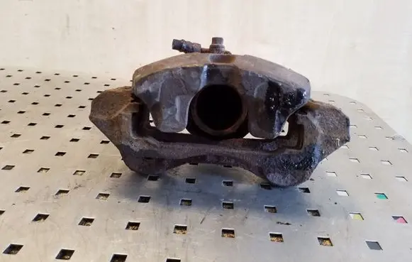 Opel Frontera A Front brake caliper