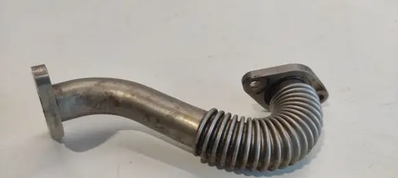 Opel Vivaro EGR valve line/pipe/hose