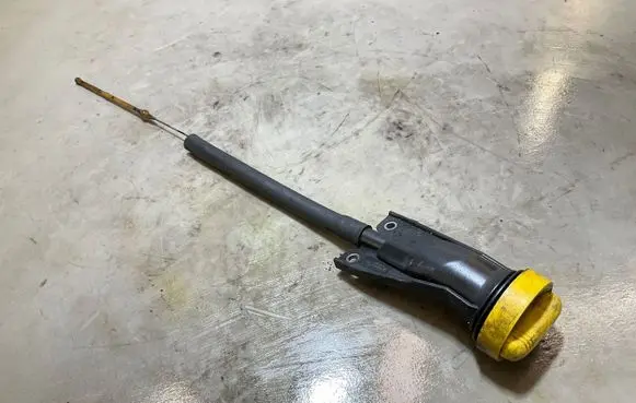 Oil level dip stick