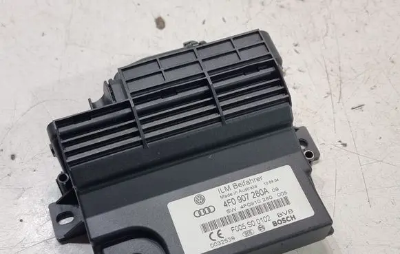 Audi A6 S6 C6 4F Hand brake control module 4F0907280A