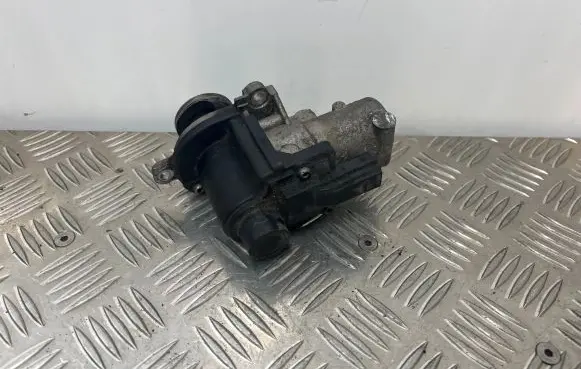Audi A8 S8 D3 4E EGR valve 057131501D