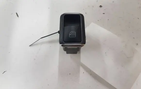 Mercedes-Benz C W204 Electric window control switch 10065654 2049055502 10021838