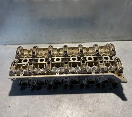 SsangYong Chairman W Engine head 1040510903 M104 1040161601