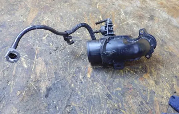 Renault Clio V Air intake duct part 165763262R