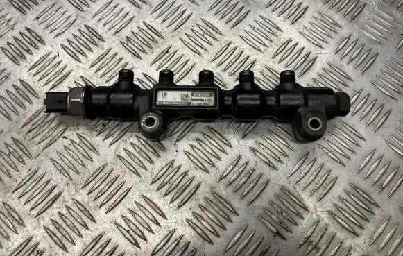 Ford Focus C-MAX Fuel main line pipe 9654592680