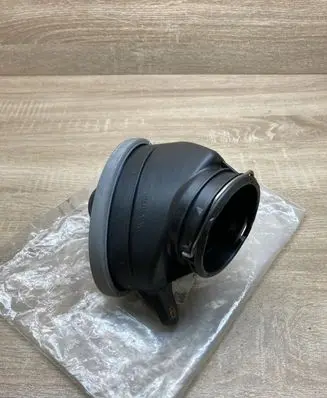 Mercedes-Benz C W204 Intake resonator A6460981007