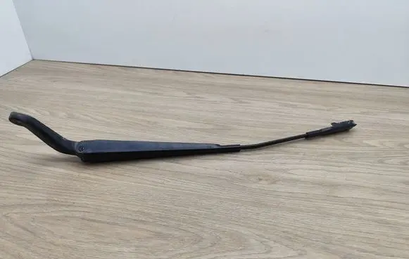 Volvo S80 Front wiper blade arm 30655209