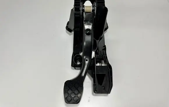 Volkswagen Golf VII Brake pedal 5Q1721117E