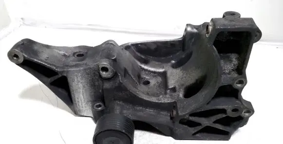 BMW 5 E60 E61 Generator/alternator bracket 7802639 13992010