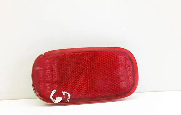 Toyota RAV 4 (XA20) Rear tail light reflector E13023616