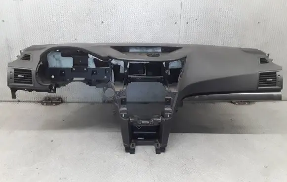 Subaru Legacy Dashboard st1lsm03