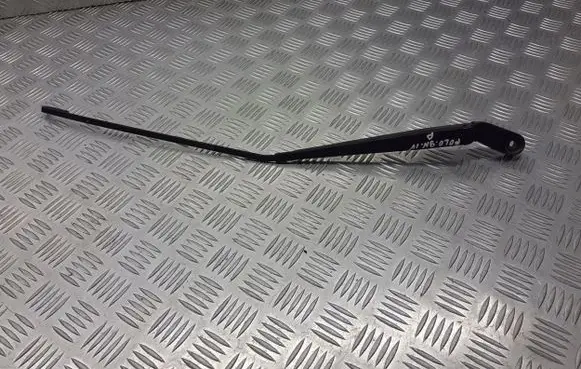 Volkswagen Polo IV 9N3 Front wiper blade arm 6Q1955410