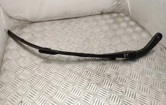 BMW M4 F82 F83 Windshield/front glass wiper blade 7297557 61617297557