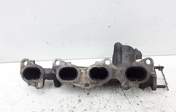 Honda CR-V Exhaust manifold