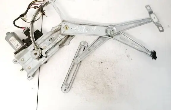 Opel Zafira A Sliding door window regulator with motor 90579572