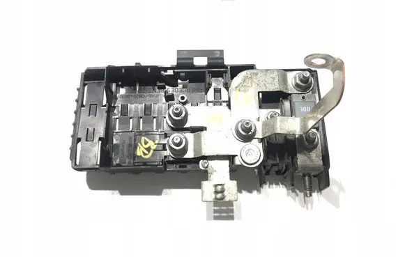 Mercedes-Benz B W246 W242 Fuse box set A2465400950